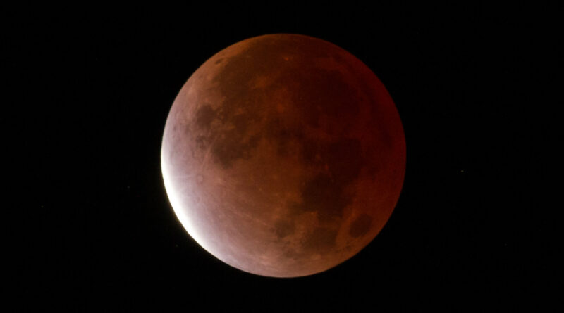 19 novembre 2021 : une éclipse lunaire partielle et remarquablement longue
