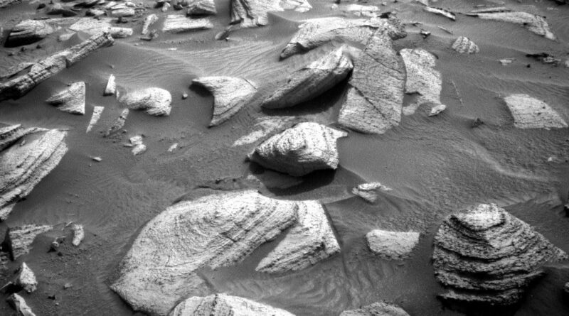 Un cliché cosmique de la planète Mars pris par le robot rover Curiosity affole les fans de science-fiction